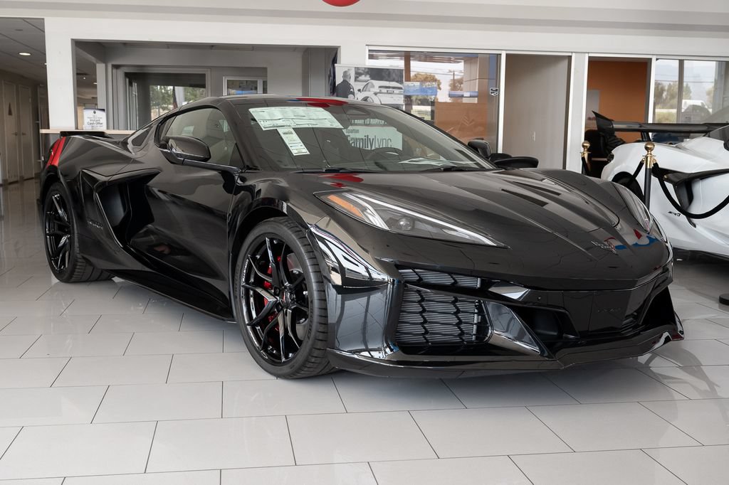 New 2027 Chevrolet Corvette Grand Sport w/ Z52 Sport Performance Package