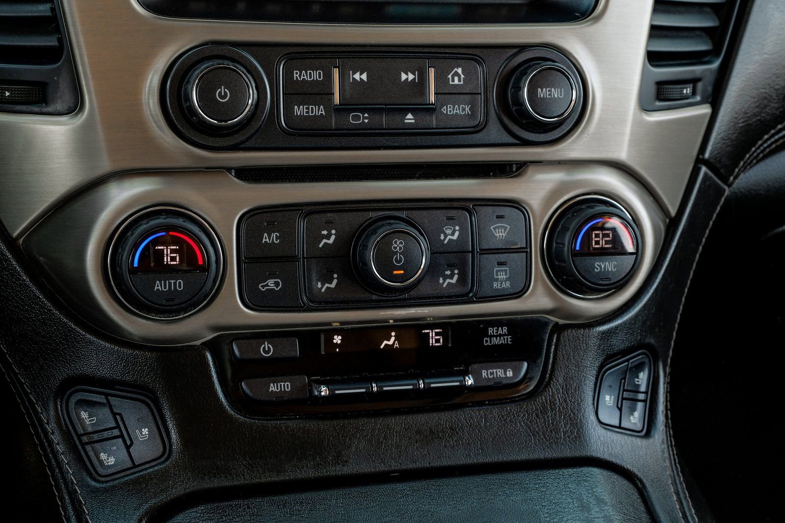 Used 2020 GMC Yukon Denali w/ Denali Ultimate Package image 29