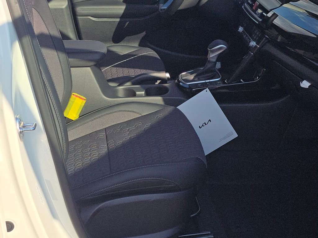 New 2026 Kia Seltos S image 17