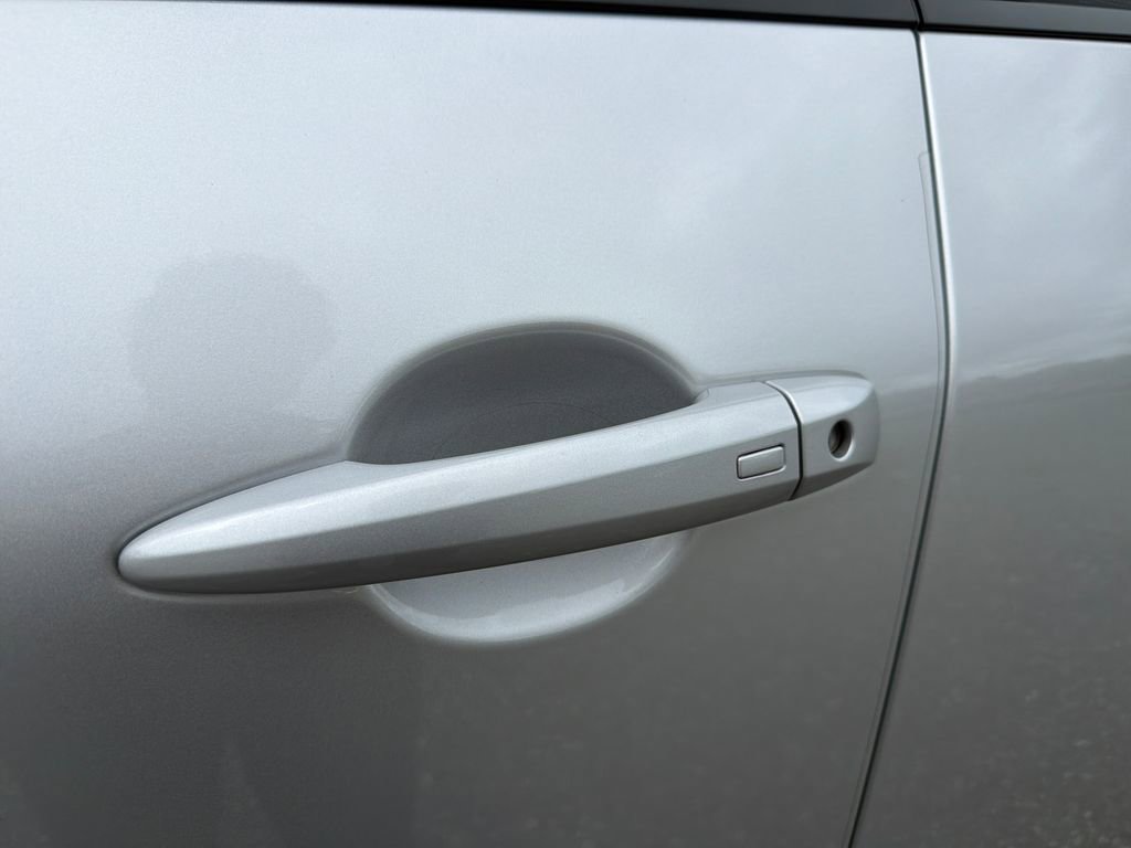 Certified 2024 Nissan Rogue SV w/ SV Premium Package image 9