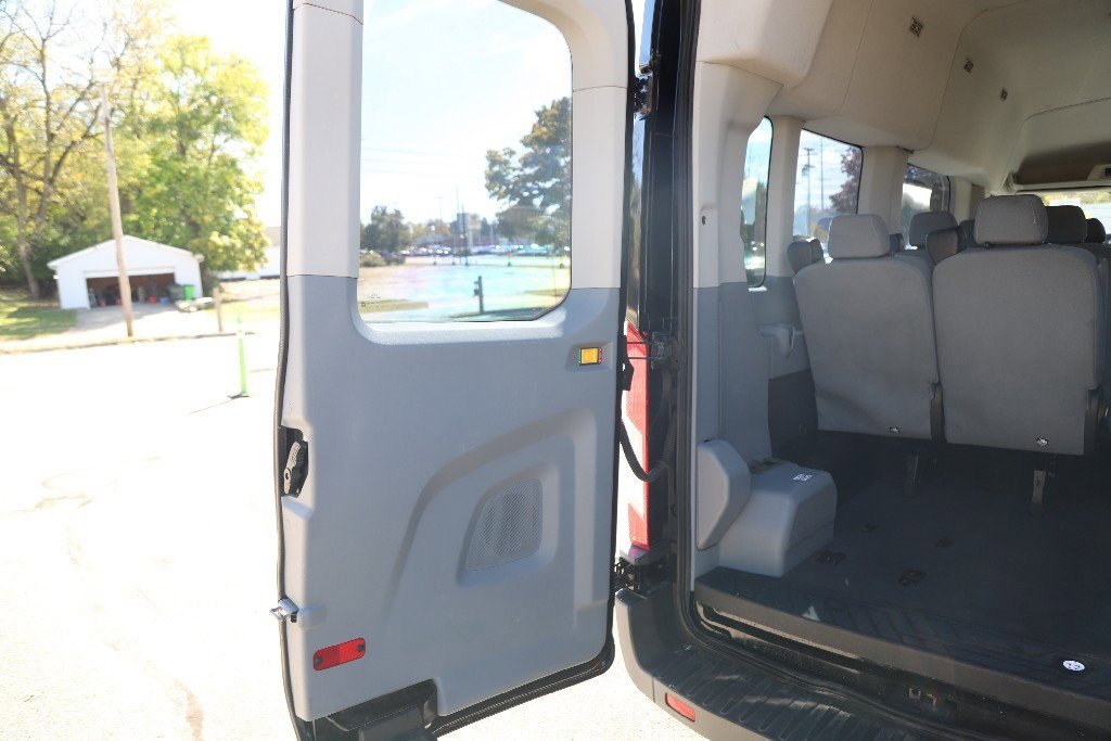 Used 2016 Ford Transit 350 XLT image 27