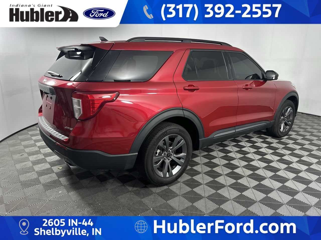 Used 2024 Ford Explorer XLT w/ Equipment Group 202A AWD/4WD image 8