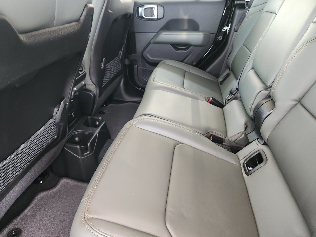 New 2026 Jeep Gladiator Mojave AWD/4WD image 19