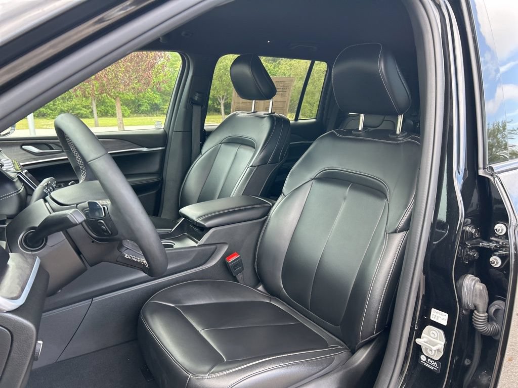 Certified 2024 Jeep Grand Cherokee L Limited RWD image 20