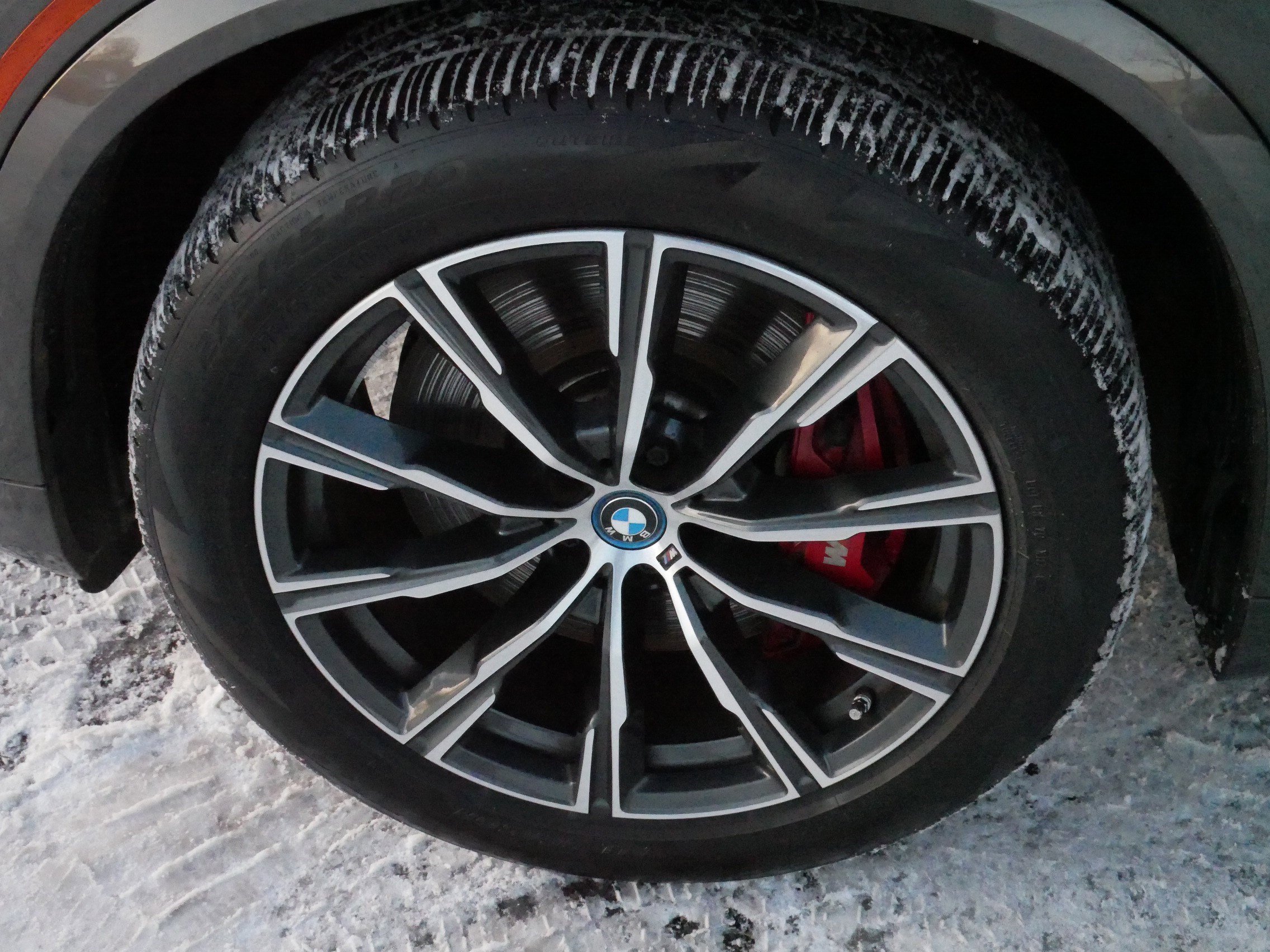 Used 2023 BMW X5 xDrive45e w/ M Sport Package image 15