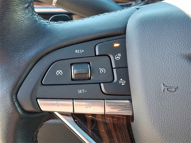 Certified 2023 Cadillac Escalade Premium Luxury image 19