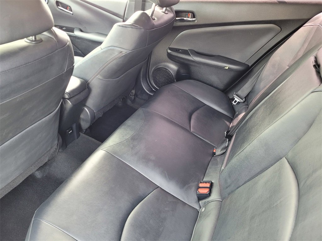 Used 2018 Toyota Prius Four Touring w/ Appearance Package image 11