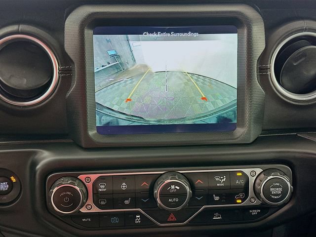 Used 2023 Jeep Wrangler Unlimited Sahara w/ Cold Weather Group image 14