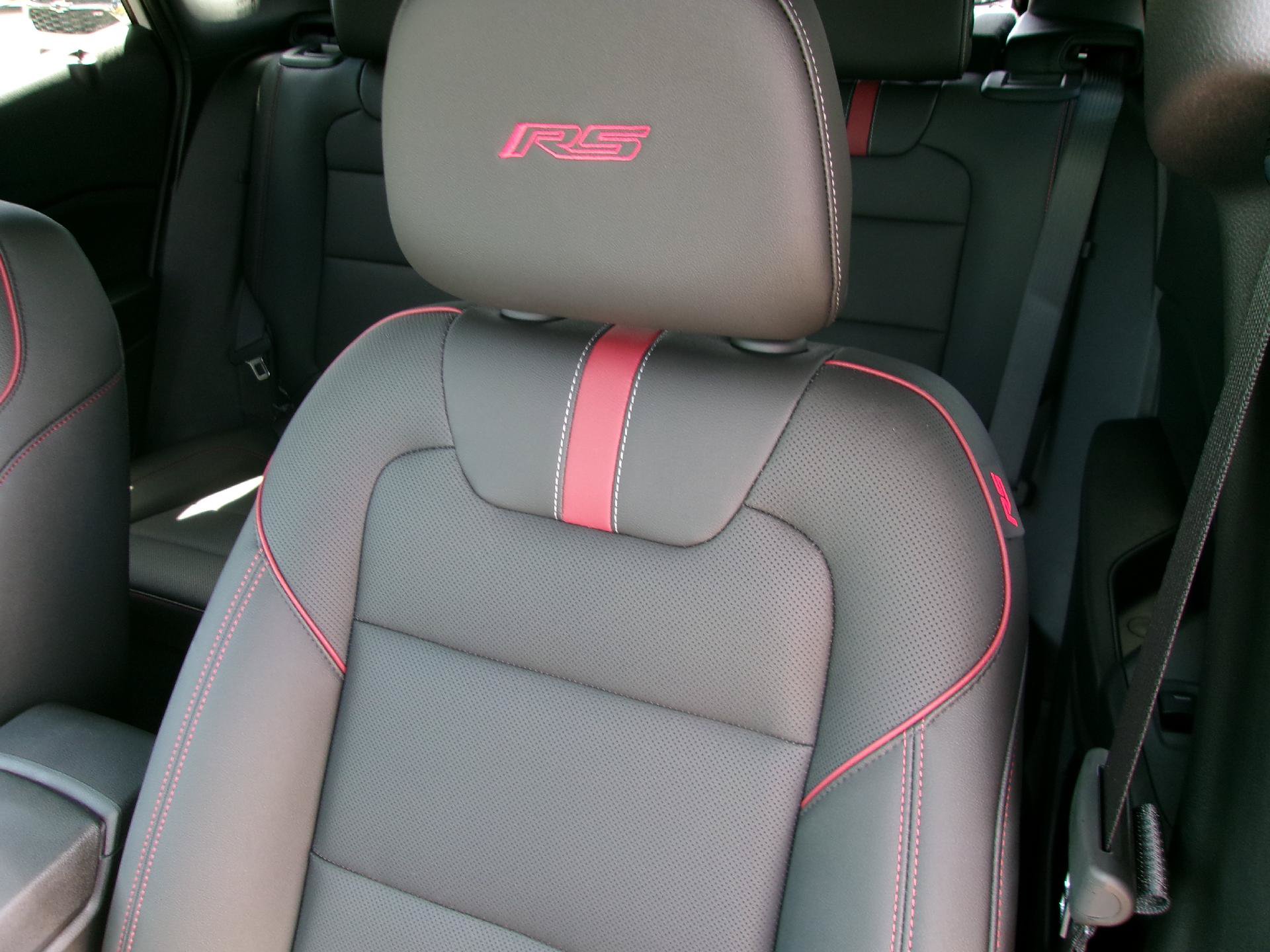 New 2026 Chevrolet Trax RS w/ Sunroof Package FWD image 12
