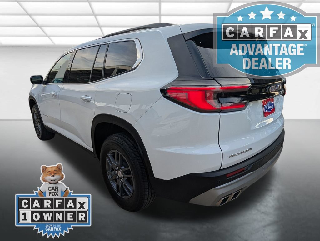 Used 2025 GMC Acadia Elevation FWD image 2