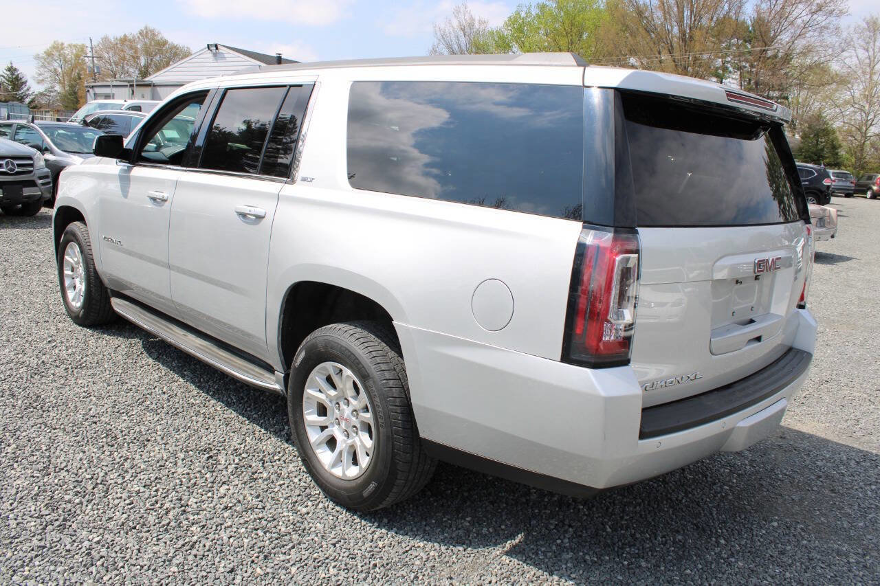 Used 2015 GMC Yukon XL SLT w/ Open Road Package image 9