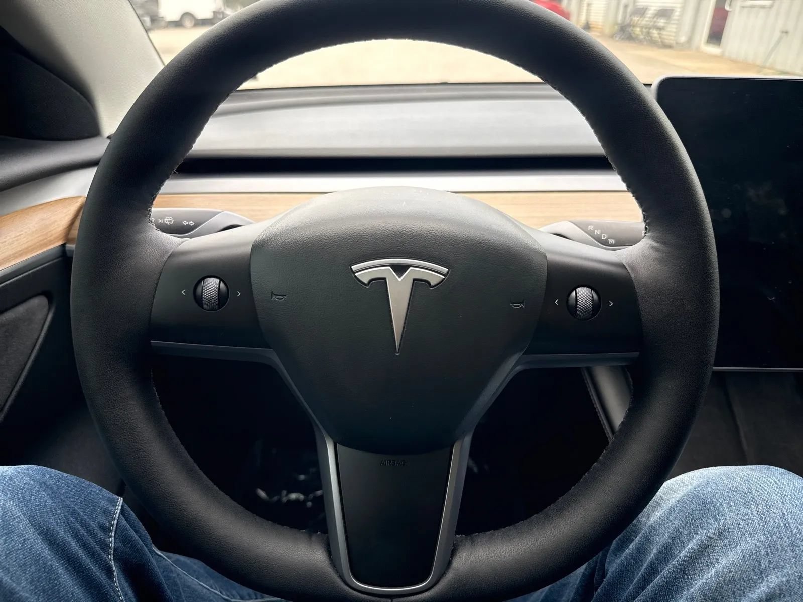 Used 2022 Tesla Model 3 Standard Range RWD image 17
