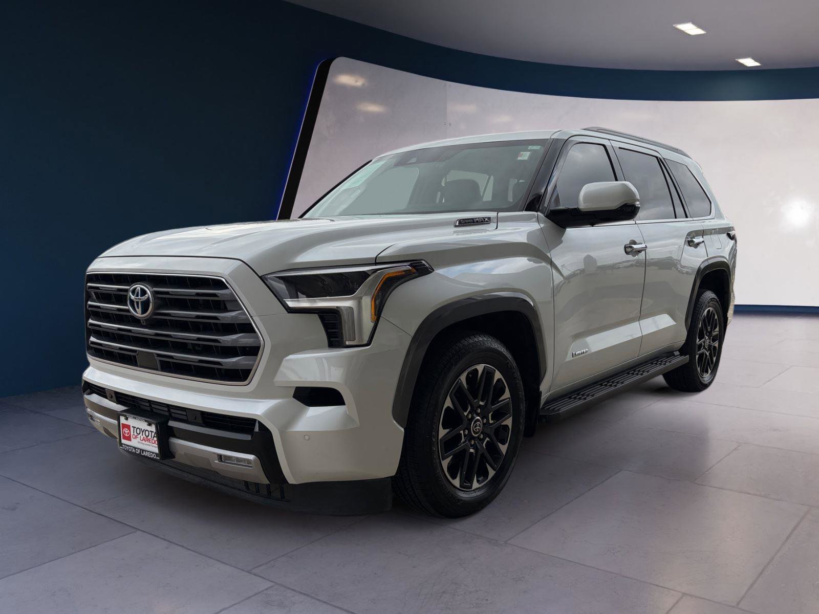 Used 2023 Toyota Sequoia Limited image 1