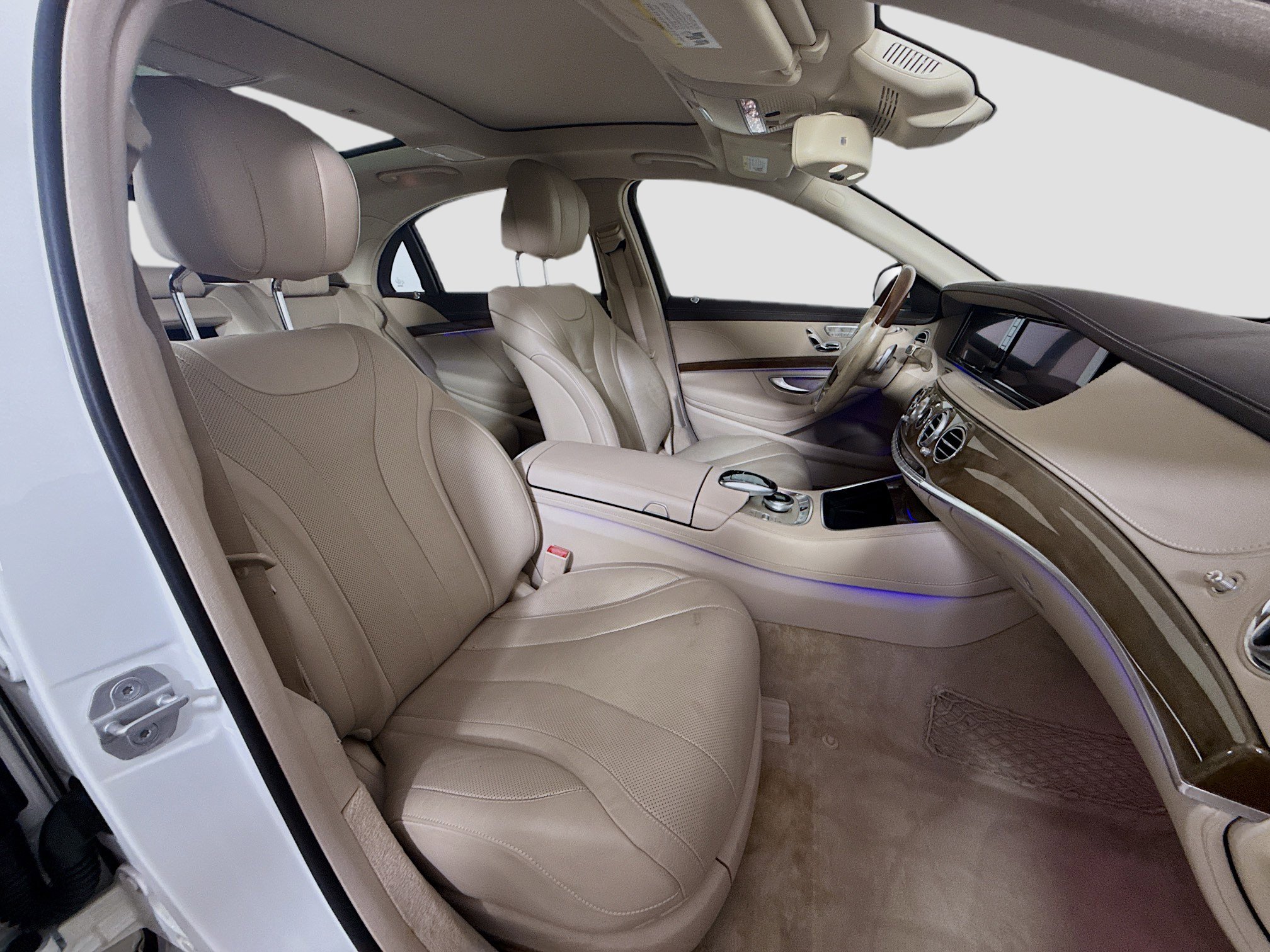 Used 2017 Mercedes-Benz S 550 Sedan image 29