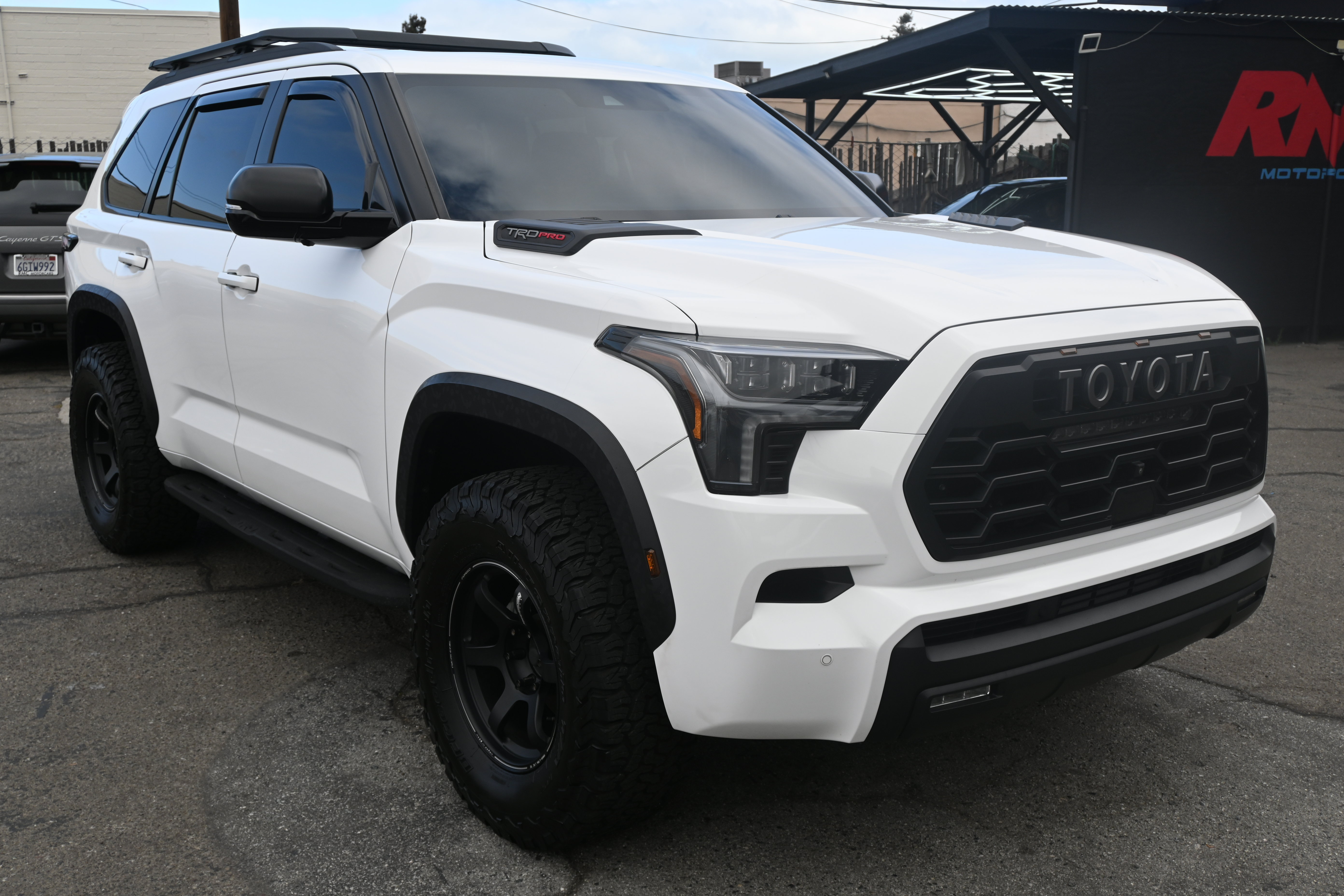 Used 2024 Toyota Sequoia TRD Pro AWD/4WD image 5