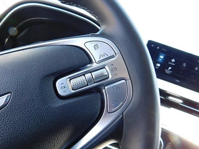 Used 2025 Genesis GV70 2.5T AWD/4WD image 22
