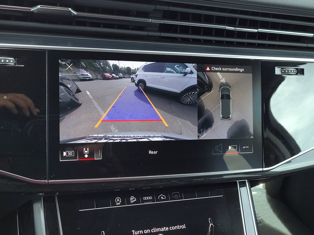 Used 2022 Audi Q7 3.0T Premium Plus image 17