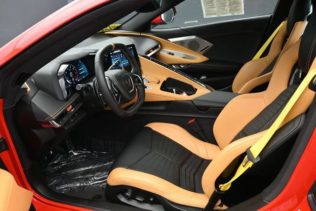 Used 2025 Chevrolet Corvette Stingray Preferred Conv w/ 2LT RWD image 10