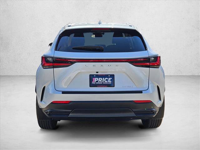 Used 2025 Lexus NX 250 NX 250 image 7