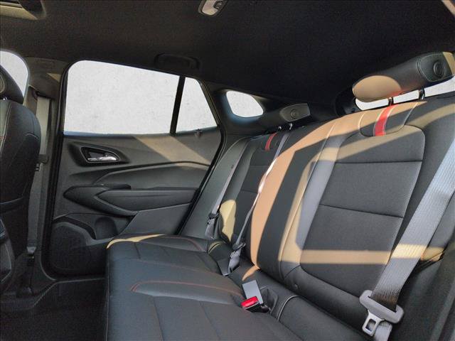 New 2026 Chevrolet Trax RS w/ Sunroof Package FWD image 15