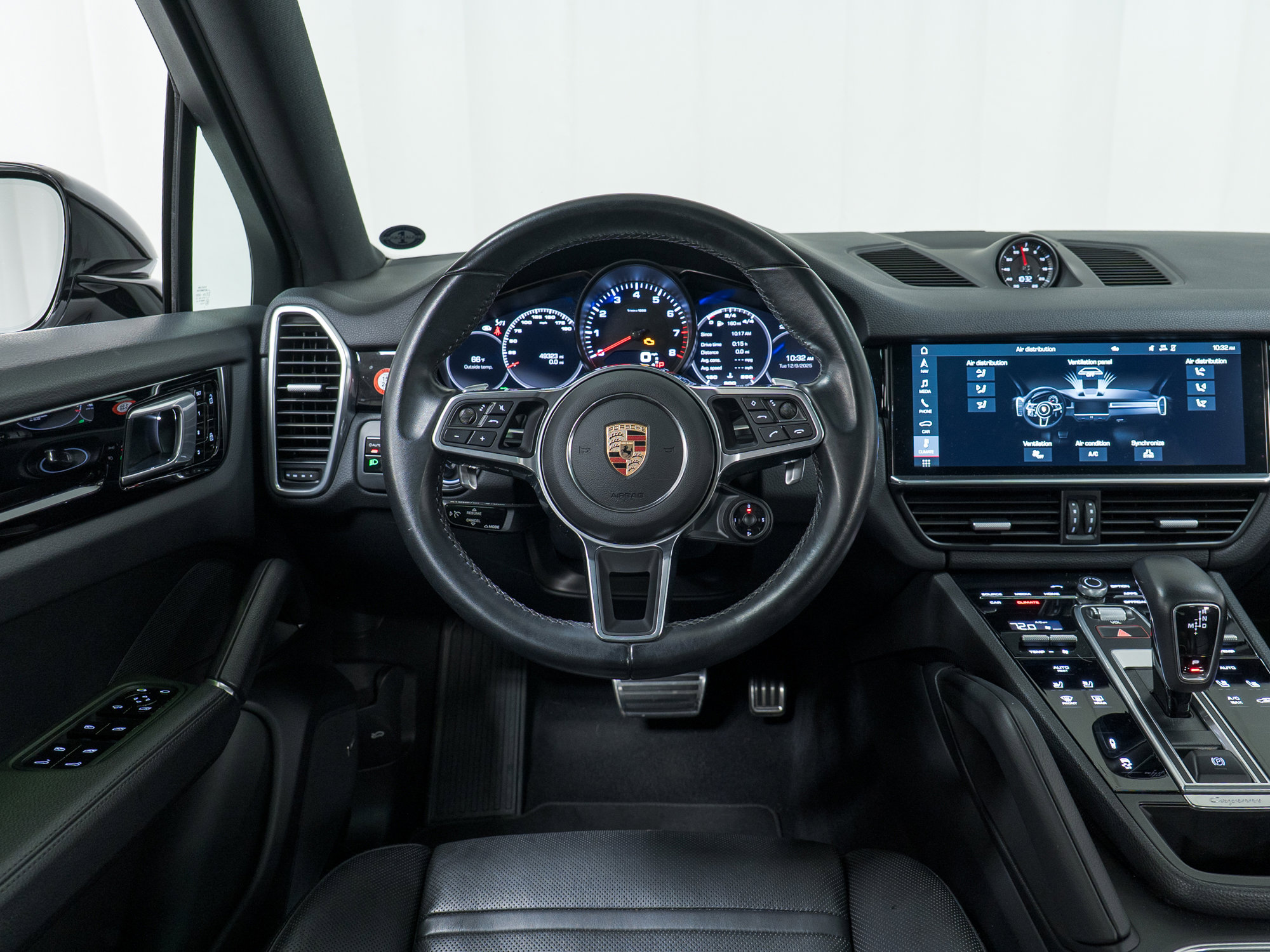 Certified 2020 Porsche Cayenne S image 20