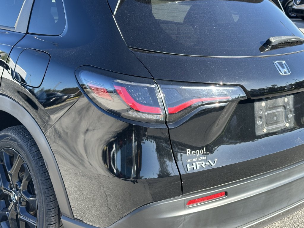 Used 2024 Honda HR-V Sport image 9