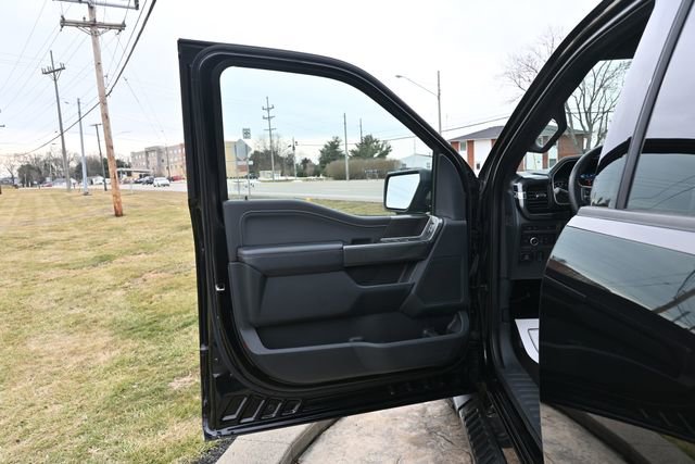 Used 2022 Ford F150 XLT w/ Equipment Group 302A High image 25