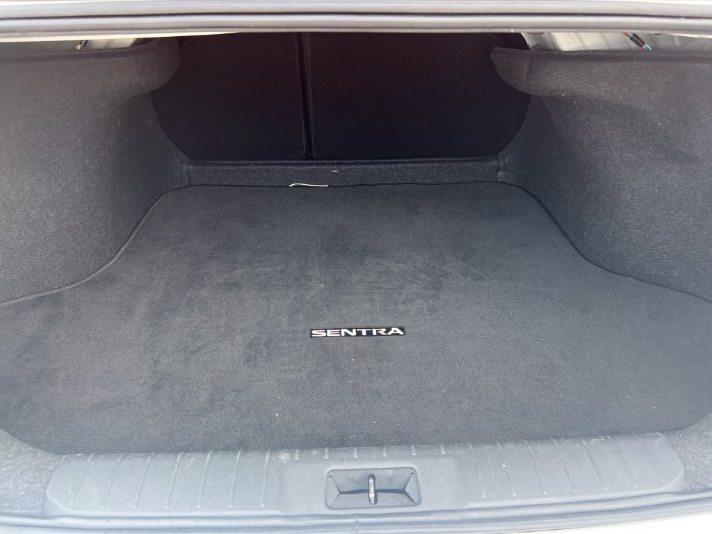 Used 2023 Nissan Sentra SV FWD image 16