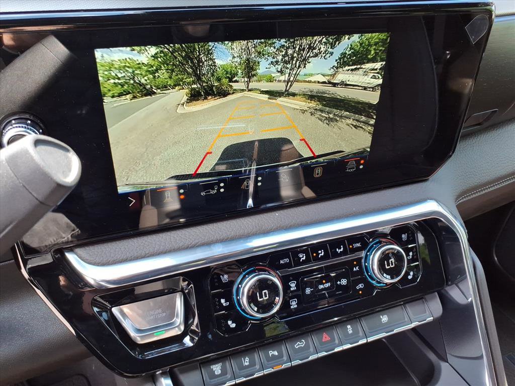 New 2026 GMC Sierra 3500 Denali w/ Denali Reserve Package AWD/4WD image 18