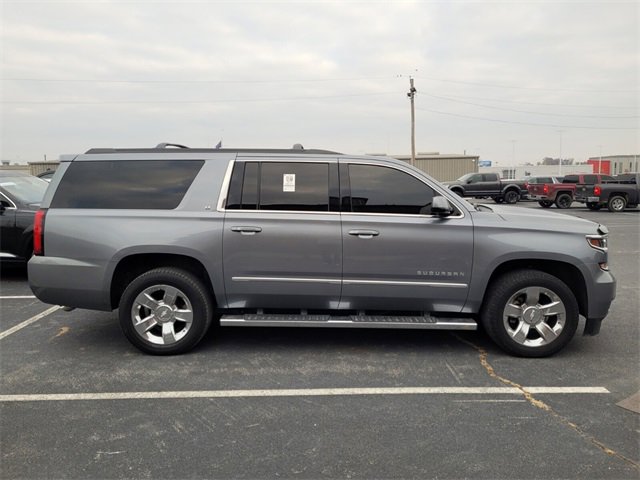 Used 2019 Chevrolet Suburban LT w/ LT Signature Package video 2