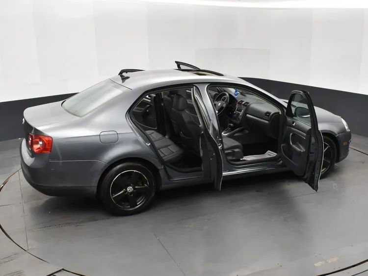 Used 2008 Volkswagen Jetta SE FWD image 6