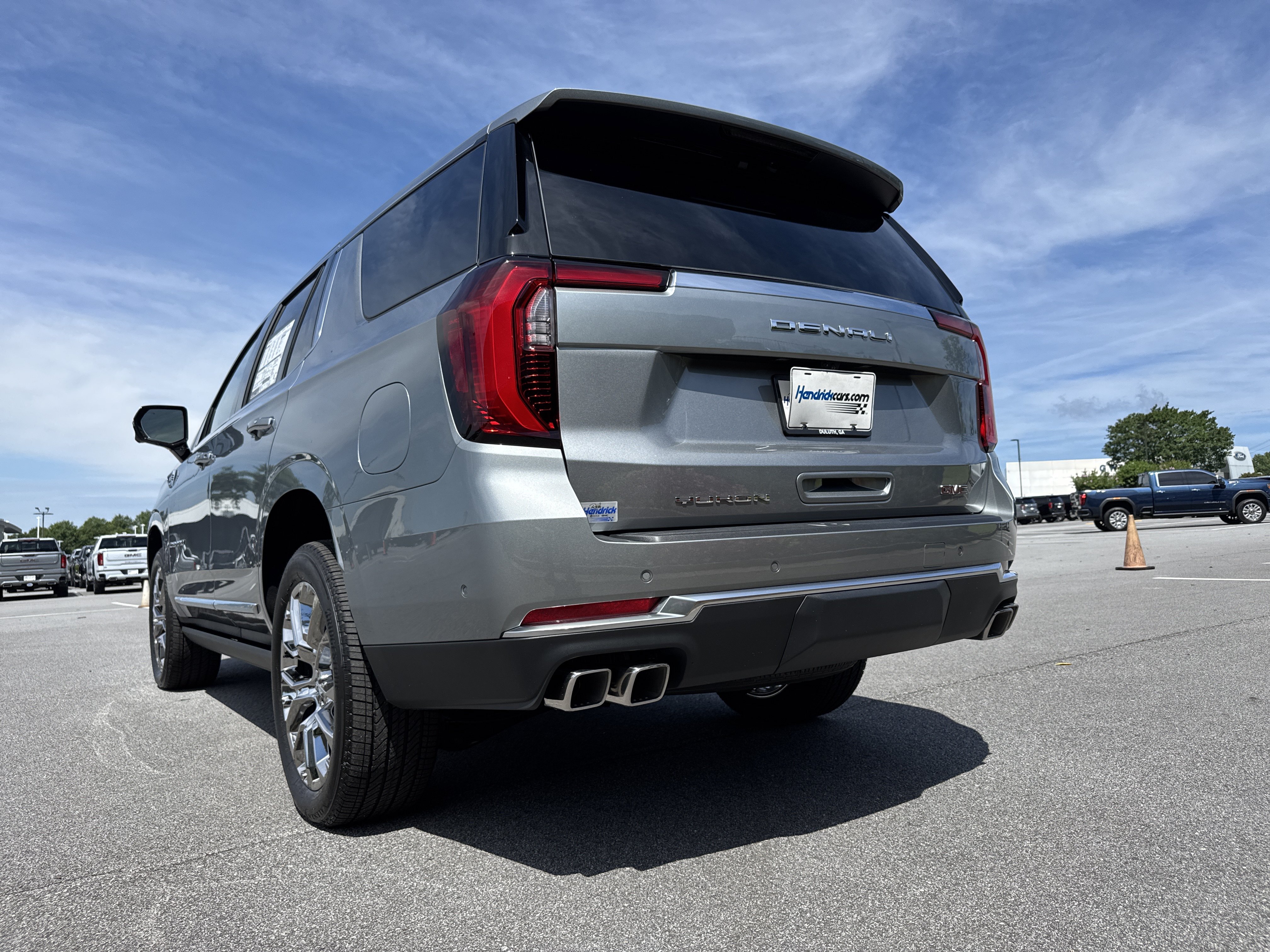 New 2026 GMC Yukon Denali w/ Sun & Power Step Package AWD/4WD image 8