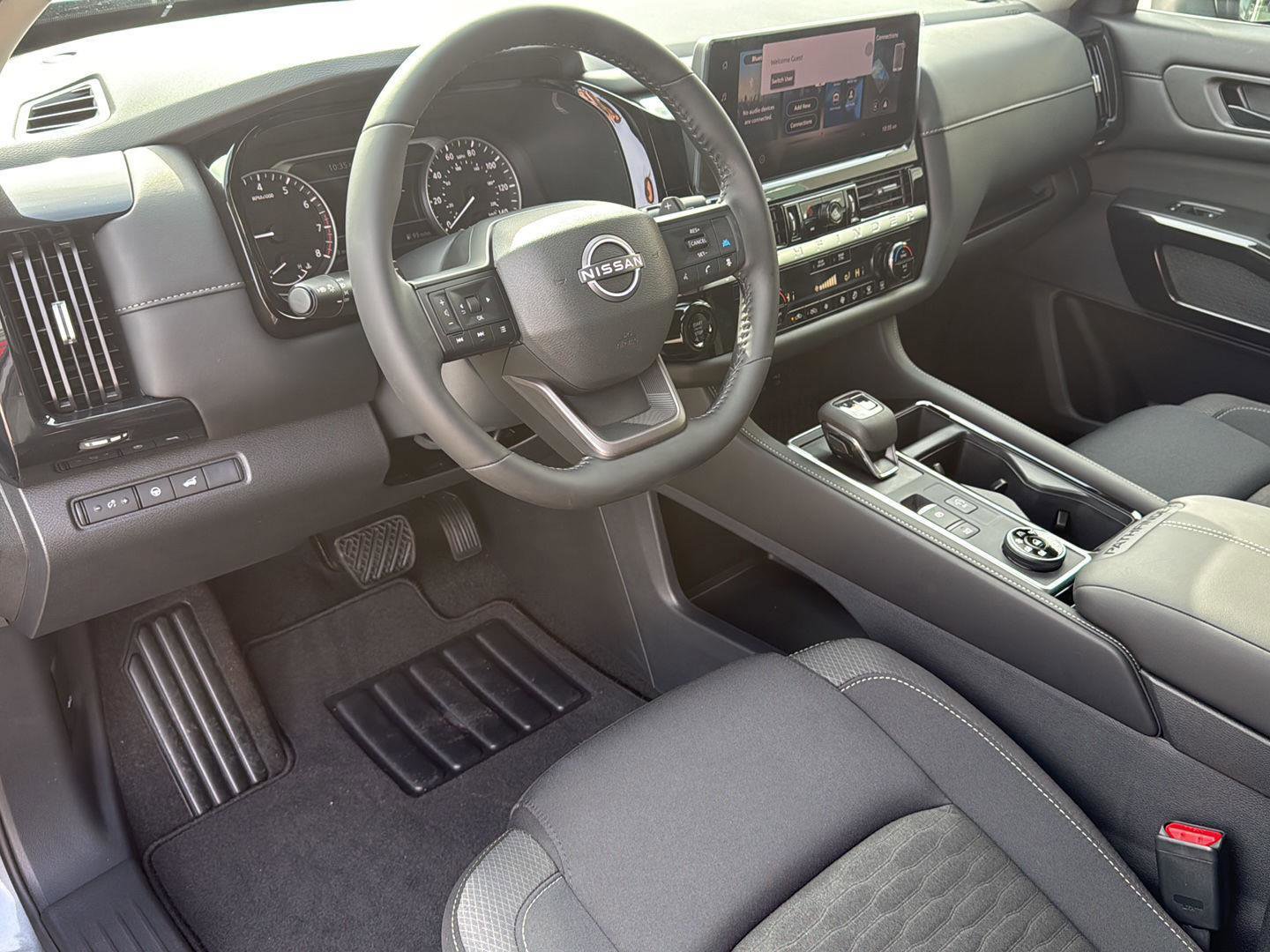 New 2026 Nissan Pathfinder SV w/ Lighting Package AWD/4WD image 15