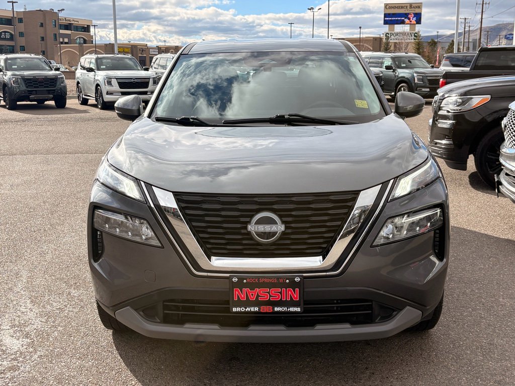 Used 2022 Nissan Rogue SV image 8