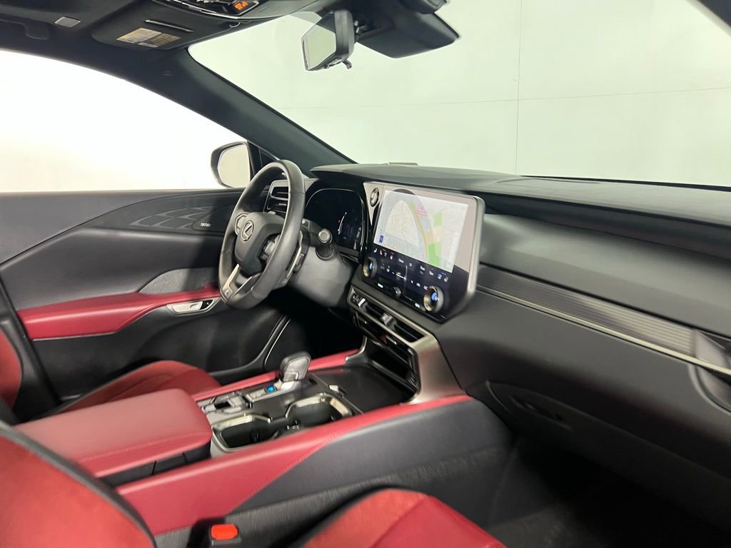 Used 2024 Lexus RX 500h F Sport w/ Convenience Package image 35