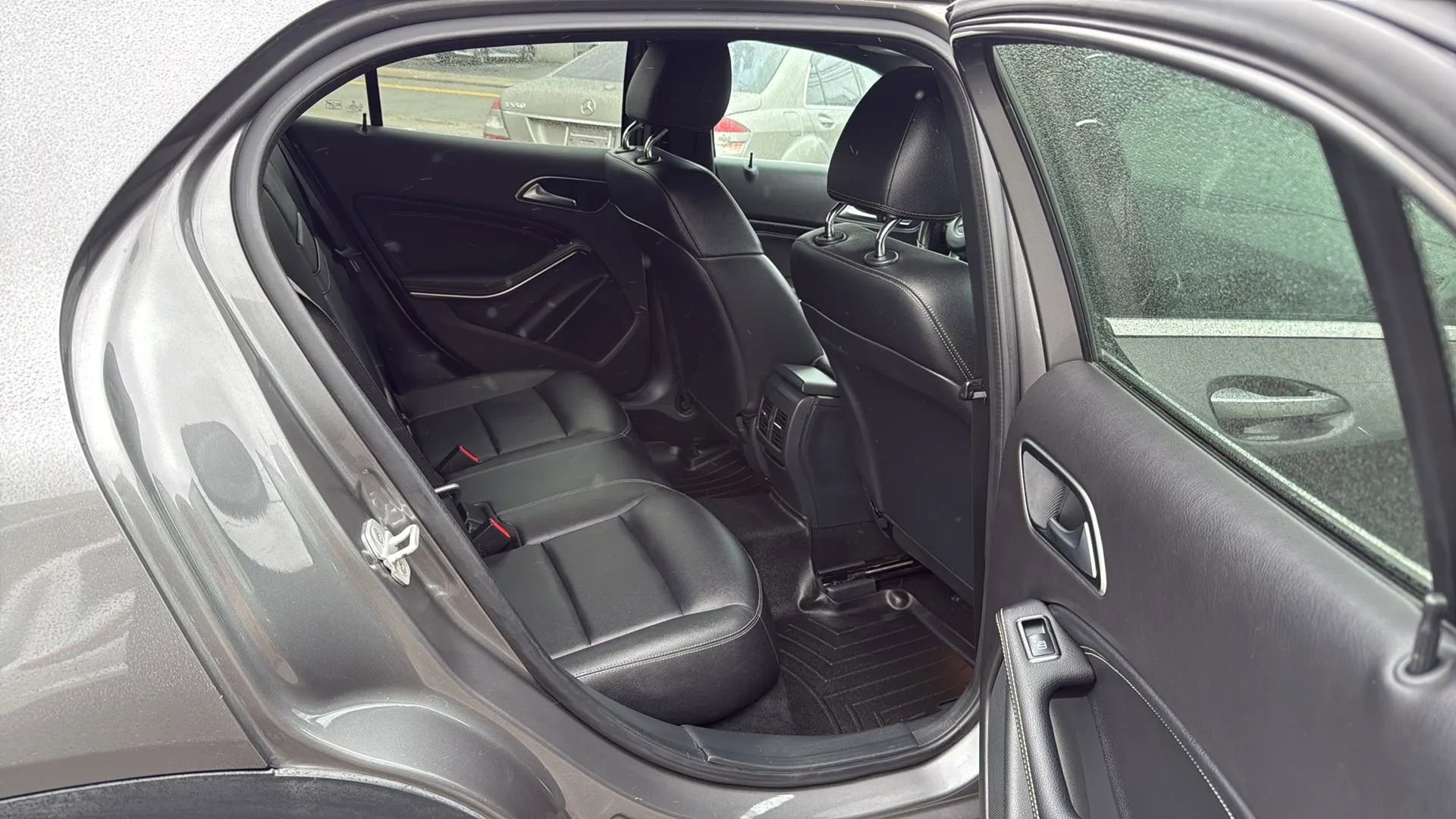 Used 2018 Mercedes-Benz GLA 250 4MATIC image 27