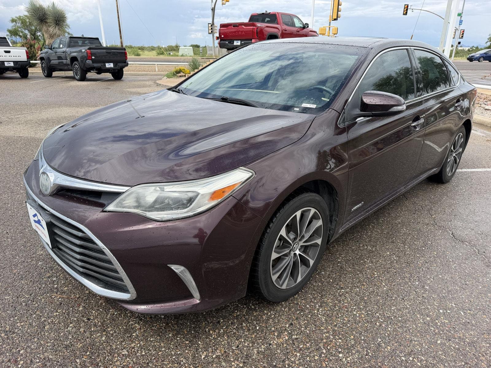 Used 2018 Toyota Avalon XLE Premium w/ All Weather Liner Package FWD video 1