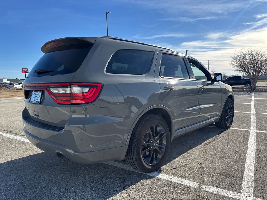 Used 2024 Dodge Durango SXT w/ SXT Blacktop Group image 7