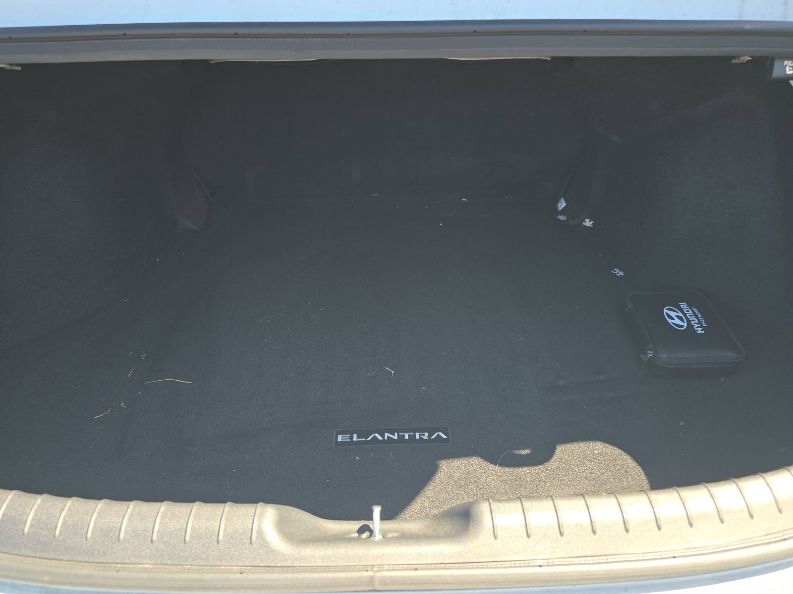 Used 2022 Hyundai Elantra SEL FWD image 13