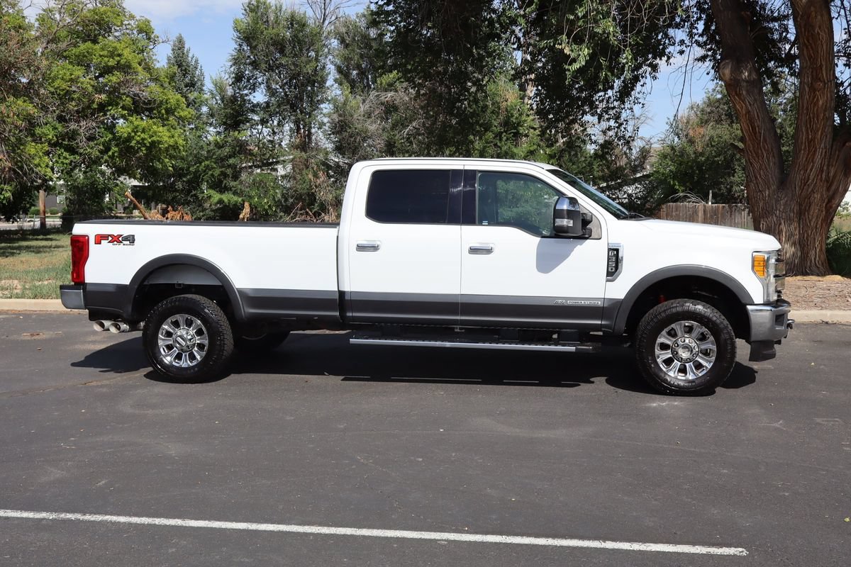 Used 2017 Ford F350 Lariat w/ Chrome Package AWD/4WD image 3