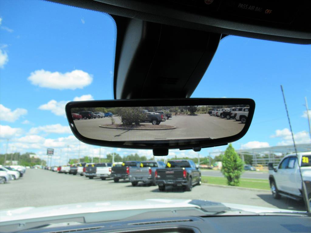 Used 2021 Chevrolet Silverado 3500 High Country image 29