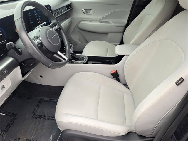 Used 2024 Hyundai Kona SEL image 16