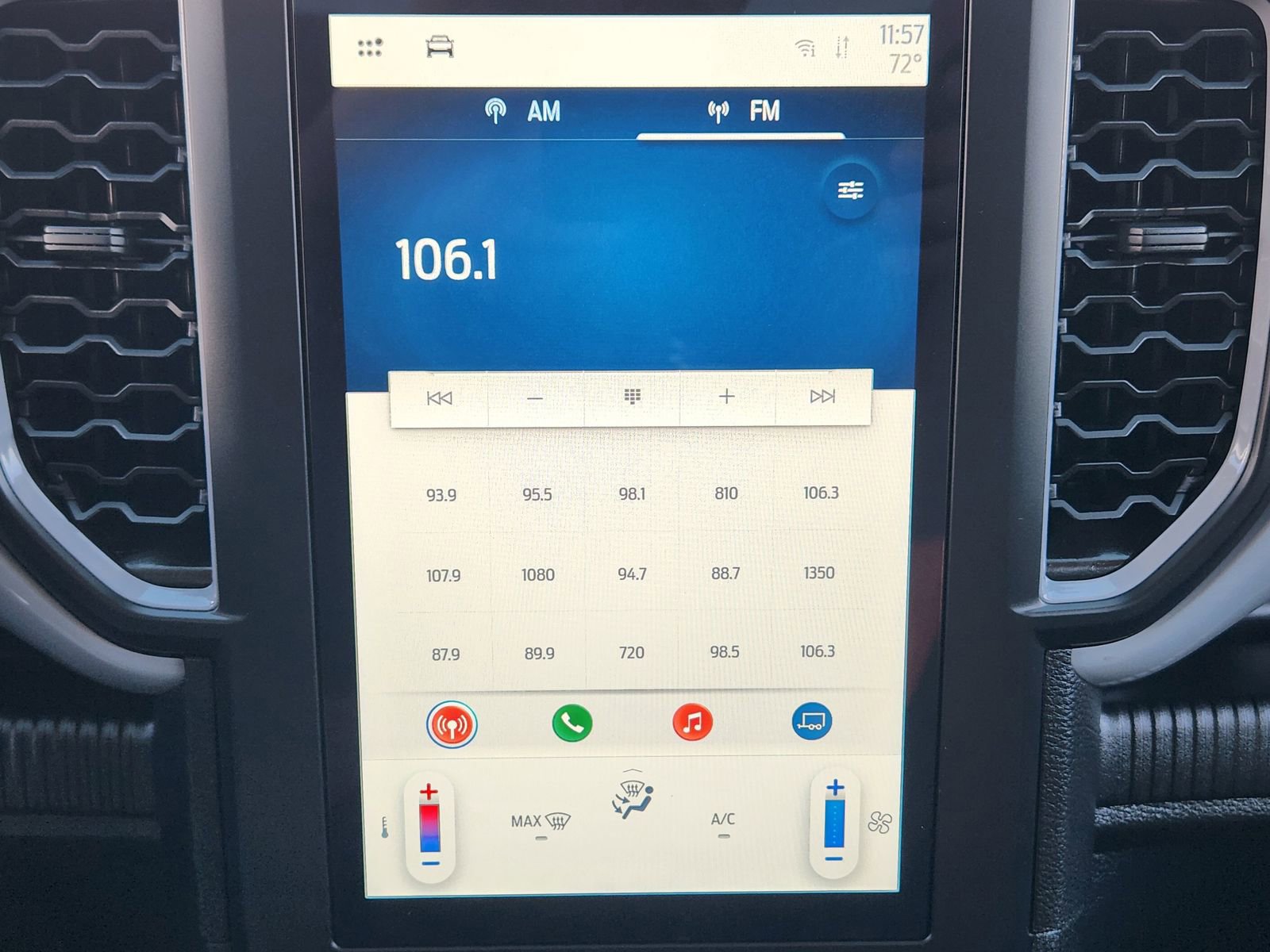 Used 2024 Ford Ranger XL image 21