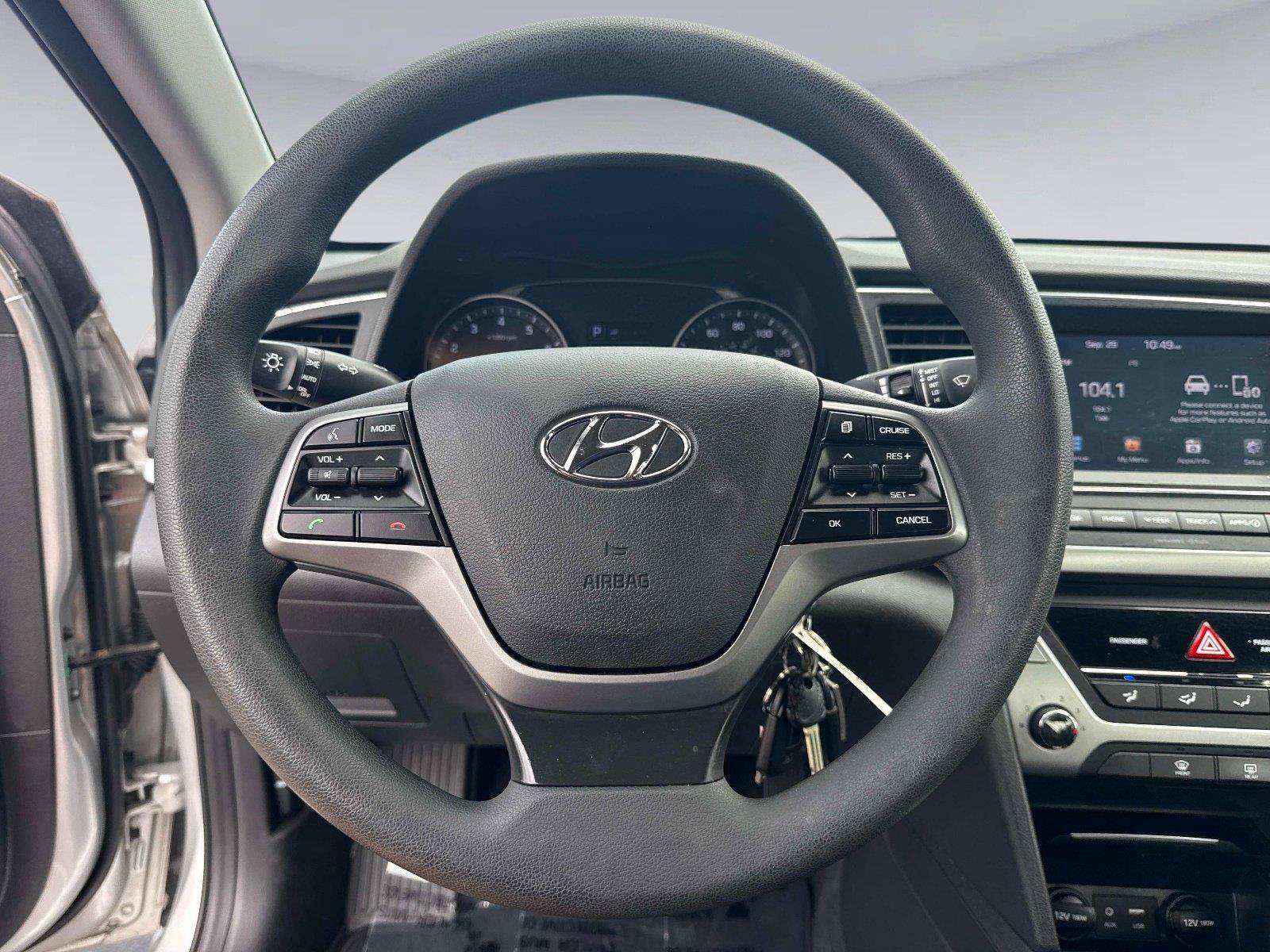 Used 2018 Hyundai Elantra SEL FWD image 25