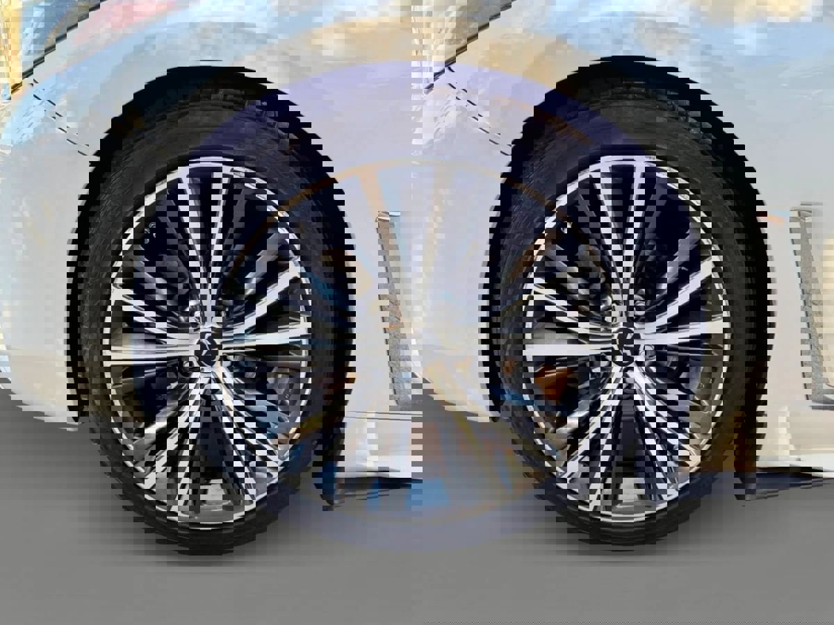 Used 2020 INFINITI Q60 3.0t image 21