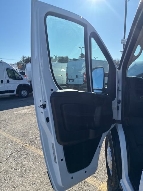 Used 2025 RAM ProMaster 2500 w/ Convenience Group image 23