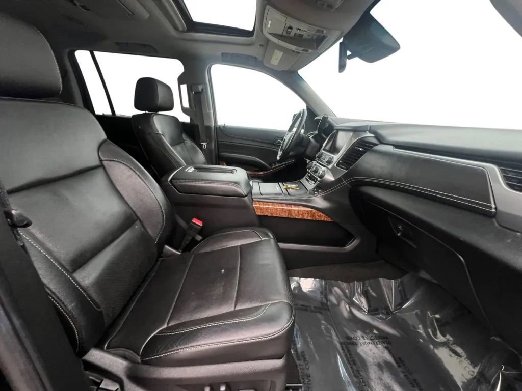 Used 2016 Chevrolet Suburban LTZ image 14