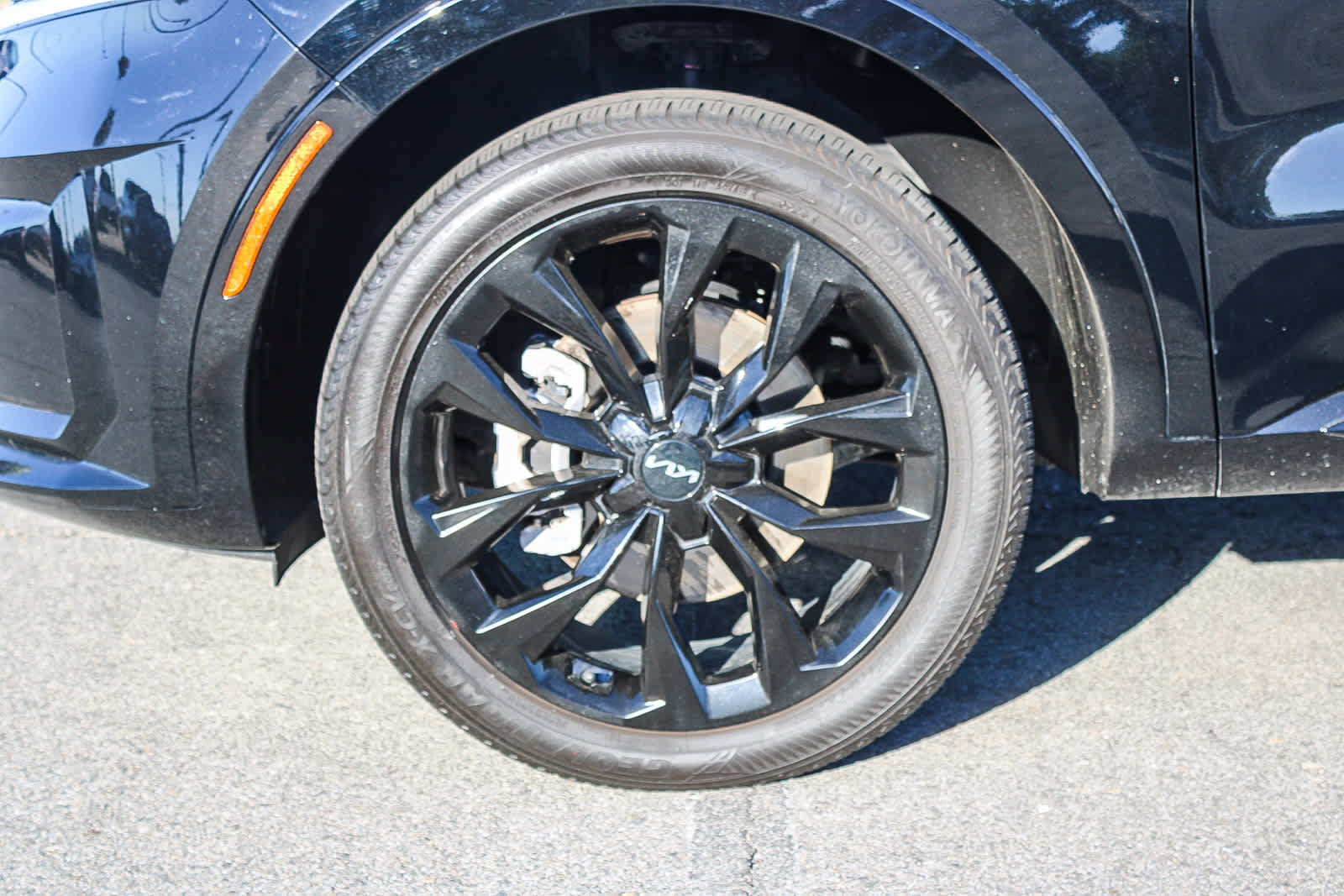 Used 2023 Kia Sorento SX AWD/4WD image 9