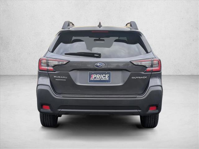Used 2023 Subaru Outback Premium image 7