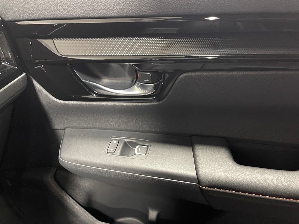 Used 2026 Honda CR-V Sport Touring image 27